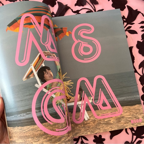 V Magazine No. 124 ~ Rock and Romance ~ Hunter Schafer, Euphoria - Picture 4 of 6